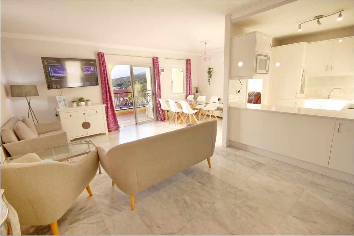 Dinastia D201 By Tenerife Rental & Sales Los Cristianos  Dış mekan fotoğraf